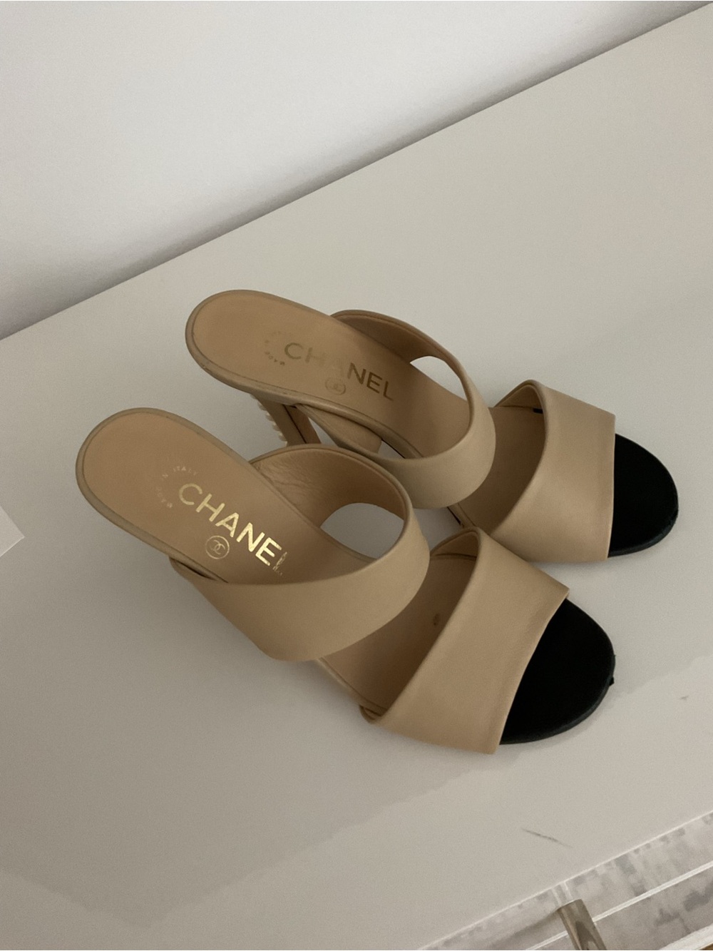 CHANEL Beige and Black Open-Toe Slide Sandals with Pearl-Embellished Heel - Picture 7 of 7